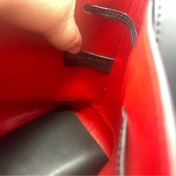 Teddy Blake Elisa Bucket Bag and Wallet Black and Red Lining - Picture 6 of 9